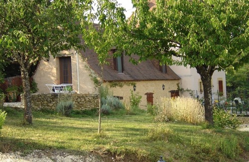 Saint-Cyprien House | A barn in very peaceful setting with pool and great views