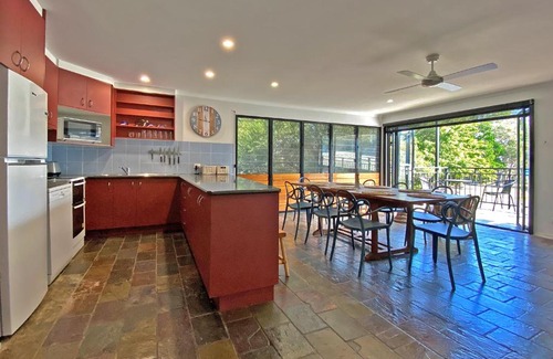 Amity Point House | A Beach Affair