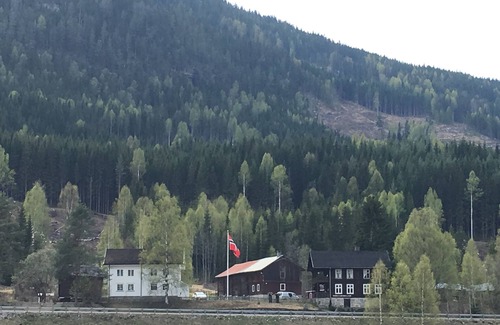 Sor-Aurdal House | A beautiful 19th century farmhouse