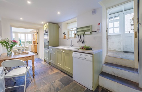 Saint Erth Praze Cottage | A beautiful, dog-friendly holiday home with magnificent views of two coastlines