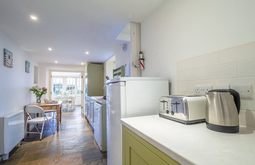 Saint Erth Praze Cottage | A beautiful, dog-friendly holiday home with magnificent views of two coastlines
