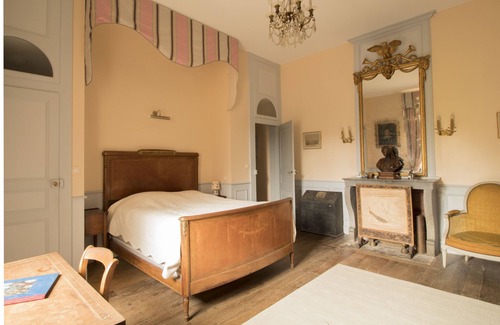 La Rochelle Other | A beautiful family castle, welcoming and authentic, in the countryside