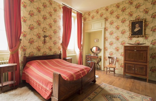La Rochelle Other | A beautiful family castle, welcoming and authentic, in the countryside