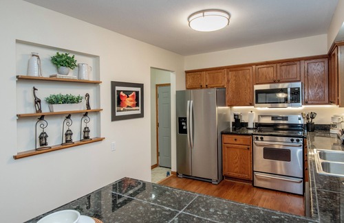 Apple Valley House | A beautiful five-bedroom house is perfect for the entire family!