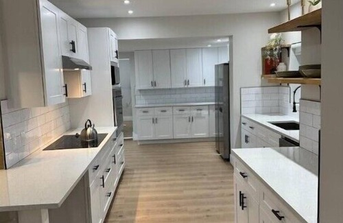 Mount Dora House | A beautiful lakeside retreat for the whole family, even your pets!n