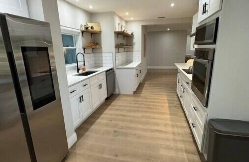 Mount Dora House | A beautiful lakeside retreat for the whole family, even your pets!n