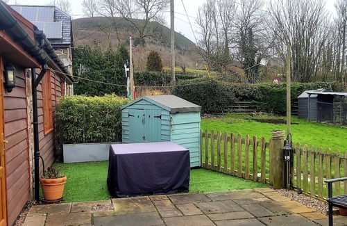 Pontdolgoch Apartment | A beautiful well appointed accomodation with all you need for a lovely break