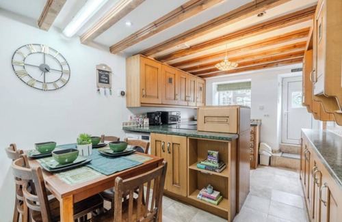 Matlock Bath House | A charming and beautifully presented three-bedroom old miners cottage