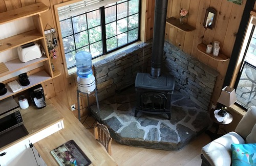 Frazier Park Cabin | A Charming Cabin In The Woods