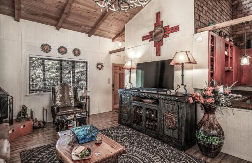 Ruidoso House | A Climbing Cub