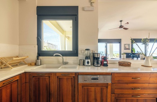 Gournai House | A comfortable, fully equipped family house. Literally 50 steps from the sea.