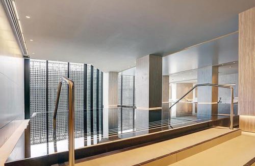 Carlton South Apartment | A Comfy Apt Only a 5-min Walk to Victoria Market