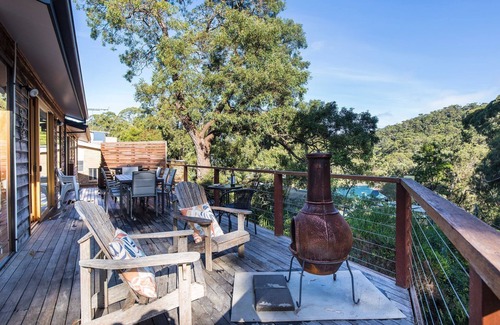 Lorne House | A Cozy 4BR Located in the Charming Coastal Town of Lorne