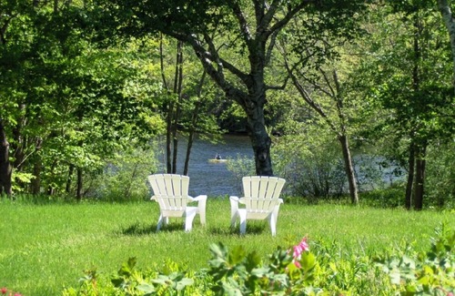 Camden Cottage | A cozy beach hotel. Escape, Relax, Enjoy & Explore!