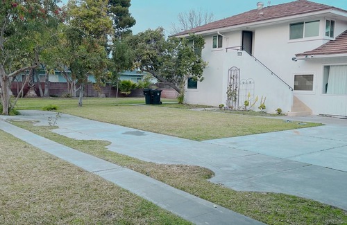 Midway City Apartment | A Cozy Guesthouse in Central O.C.