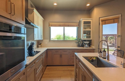 East Mesa House | A D O B E - E S T A T E