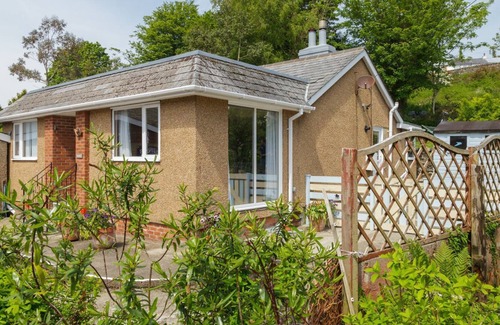 Laxey Apartment | A delightful holiday cottage located in Laxey, just minutes from the beach, restaurants, pubs and ca