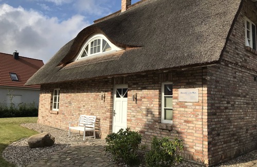 Bastorf House | A dream under thatch, 110 sqm to 800 sqm Sonnengrundstück in Rerik
