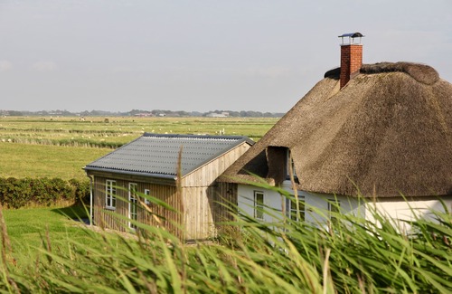 Westerhever House | A dreamlike thatched roof house by the sea near St. Peter-Ording