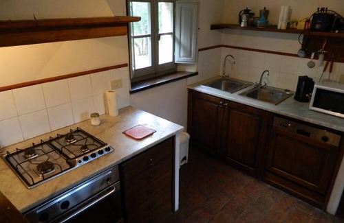 Palazzone Apartment | A farmhouse typical of the Tuscan country-houses 3