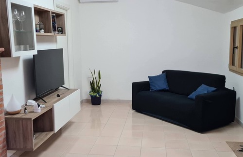 Portoscuso Apartment | A few steps from the beach, detached apartment accessorized