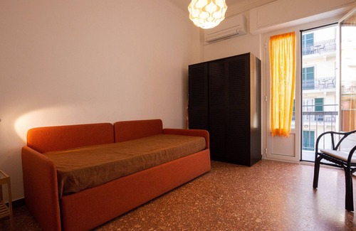 Alassio Apartment | A few steps from the sea, 3rd floor with elevator, quiet accommodation renovated
