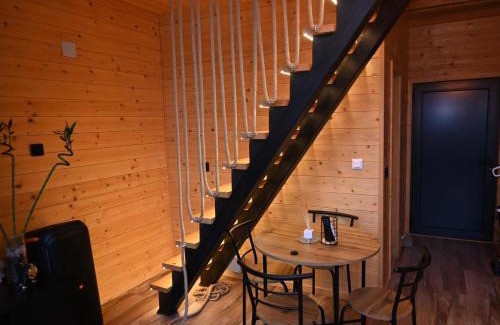 Mladenovac Villa | A Frame Vila sa Saunom Jakuzi kadom i toplim bazenom