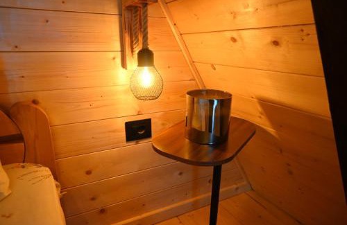 Mladenovac Villa | A Frame Vila sa Saunom Jakuzi kadom i toplim bazenom