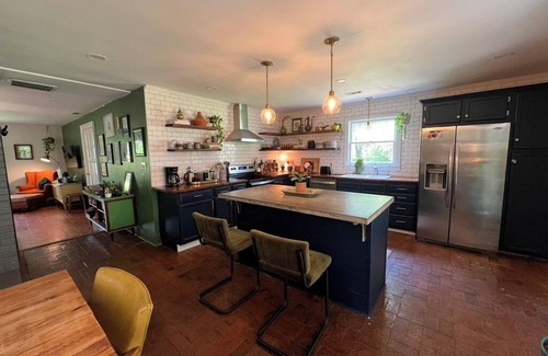 Bynum House | A Gem of a House by the River near Chapel Hill