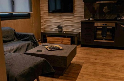 Volos City Centre House | A hidden gem in Volos *LUXURY HOME*