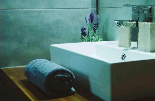 Volos City Centre House | A hidden gem in Volos *LUXURY HOME*