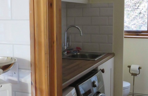 Llandeilo House | A hidden gem nestled in the Talley hills with valley views. Lliandeilo wales