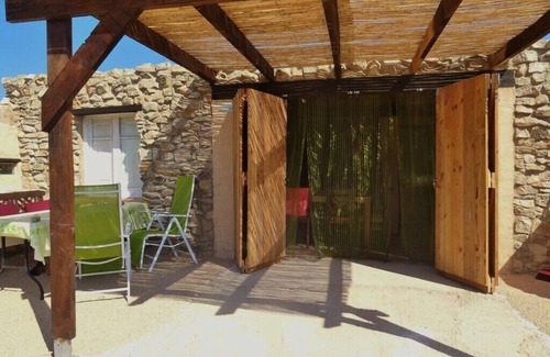 El Perello Cottage | A HOLIDAY STAY IN A BERGER'S CABIN?