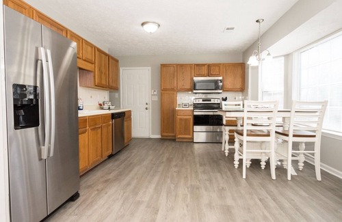 Lithonia House | A home away from home close to Stone Mountain Park, Decatur and Atlanta.