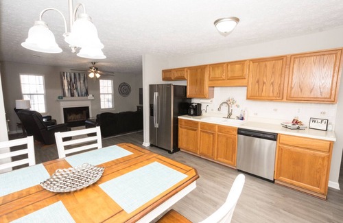 Lithonia House | A home away from home close to Stone Mountain Park, Decatur and Atlanta.