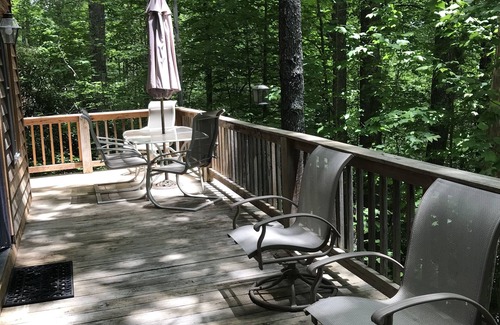 Newland Cabin | A Hundred Thousand Welcomes!