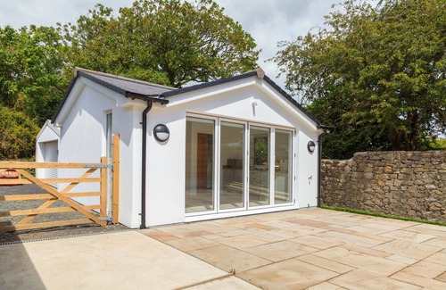 Castletown House | A large home in the centre of Castletown sleeping 6