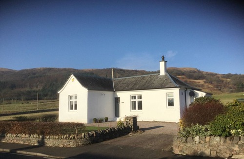 Furnace Cottage | A Little Gem in The West Highlands, Argyll Inveraray Loch Fyne views, sleeps 4