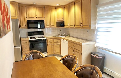 Elberon House | A Little House In Long Branch, Near The Beach!
