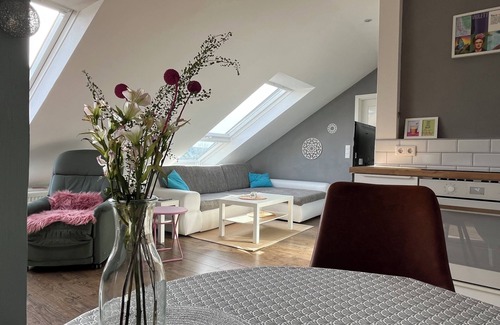 Warburg Apartment | A little paradise under the roof