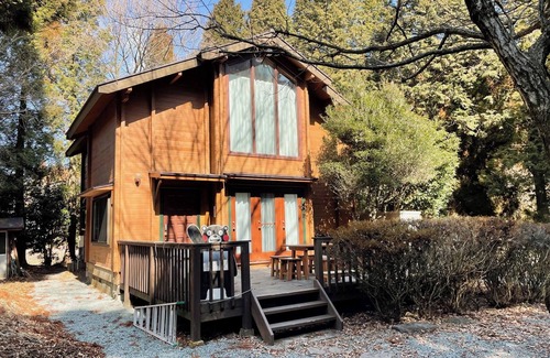 Aso Cottage | A lodge with a fireplace nestled in the forest of Aso accommodates up to 9 people/Aso Kumamoto