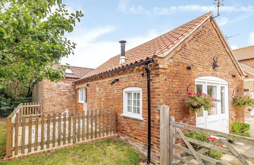 Rampton Cottage | A lovely barn conversion in a quiet location, ideal for a relaxing break or as a touring base.