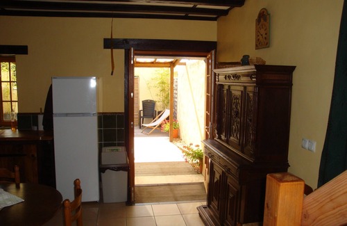 Abilly House | A lovely gite, well equipped, with private terraces and a shared heated pool