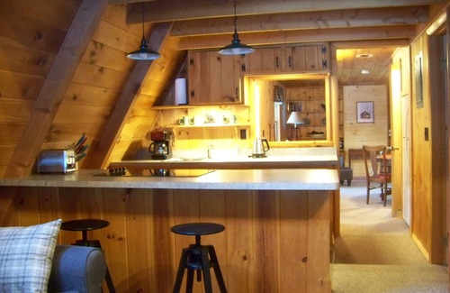 Jay Cabin | A lovely place to relax and enjoy the High Peaks