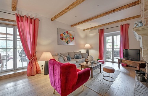 La Roque-sur-Ceze House | A lovely spacious stone house with big terraces and amazing views