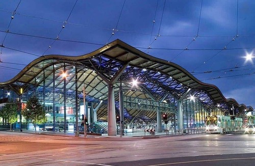 Melbourne Central Business District Apartment | A Lux & Cozy Apt Next to Southern Cross Station