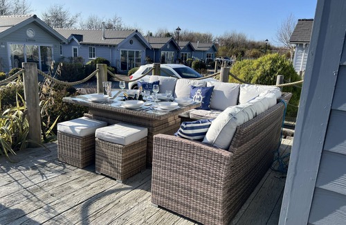 Filey Cottage | A luxury 2 bed beach house or lodge that sleeps 6 guests in 2 bedrooms