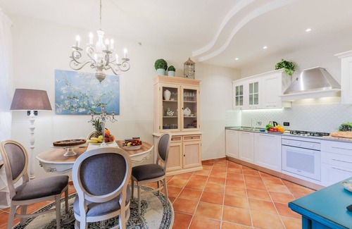 Campo Ascolano Villa | A Luxury 2 Bedrooms Villa with Garden and Private Jacuzzi by the beach of Torvaianica and Campo Ascolano