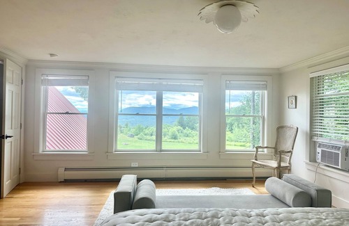 Moultonborough House | A luxury mountain house with breath taking views in the superb Moultonborough