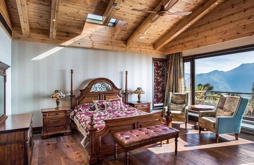 Haridwar Villa | A Majestic Luxurious Rajasi Villa Overlooking The Ganges and Rishikesh Valley